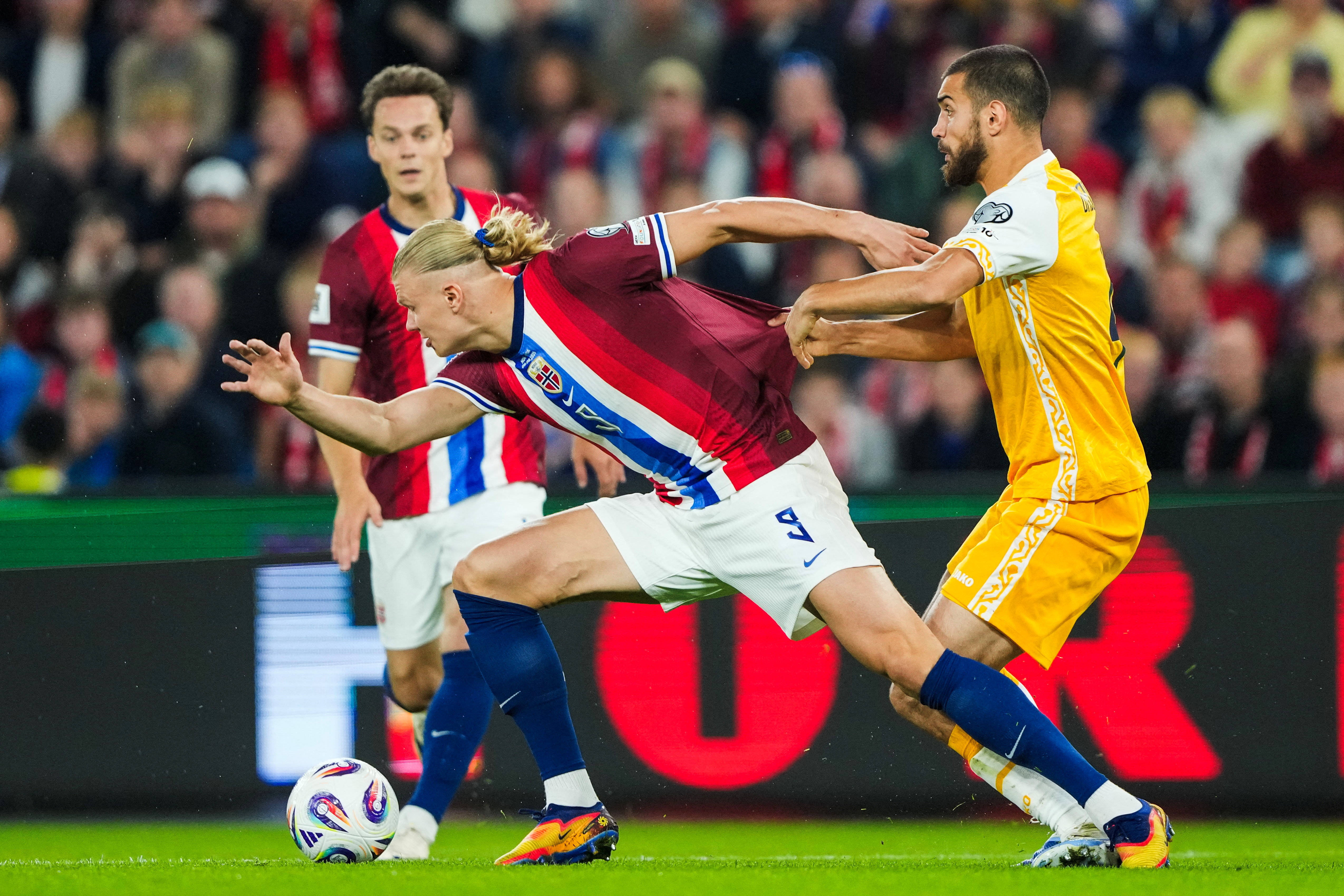 九州娱乐-意大利队主场大胜挪威，晋级欧预赛半决赛的简单介绍