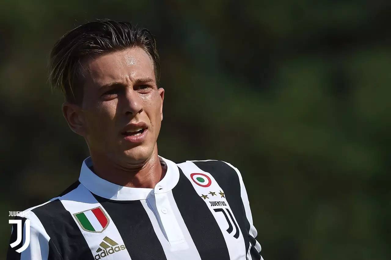 九州娱乐-马刺队球员集体拒绝媒体炒作，专注比赛